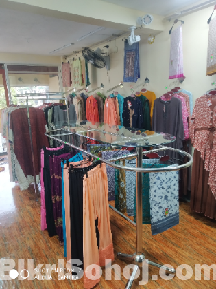 SS ও GLASS এর তৈরি কাপড় রাখার হ্যাঙ্গার স্ট্যান্ড